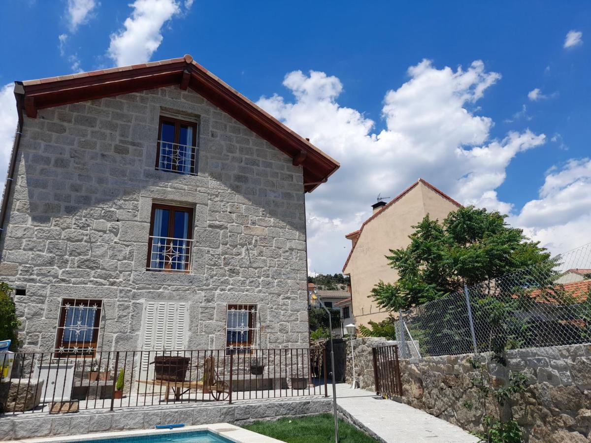 Casa Rural Del Tio Maino Becerril de la Sierra Esterno foto